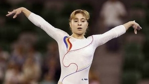 Floarea Leonida îşi ”curăţă” trecutul. Fosta gimnastă a renunţat la viaţa din bordel şi… pozează ca top-model!