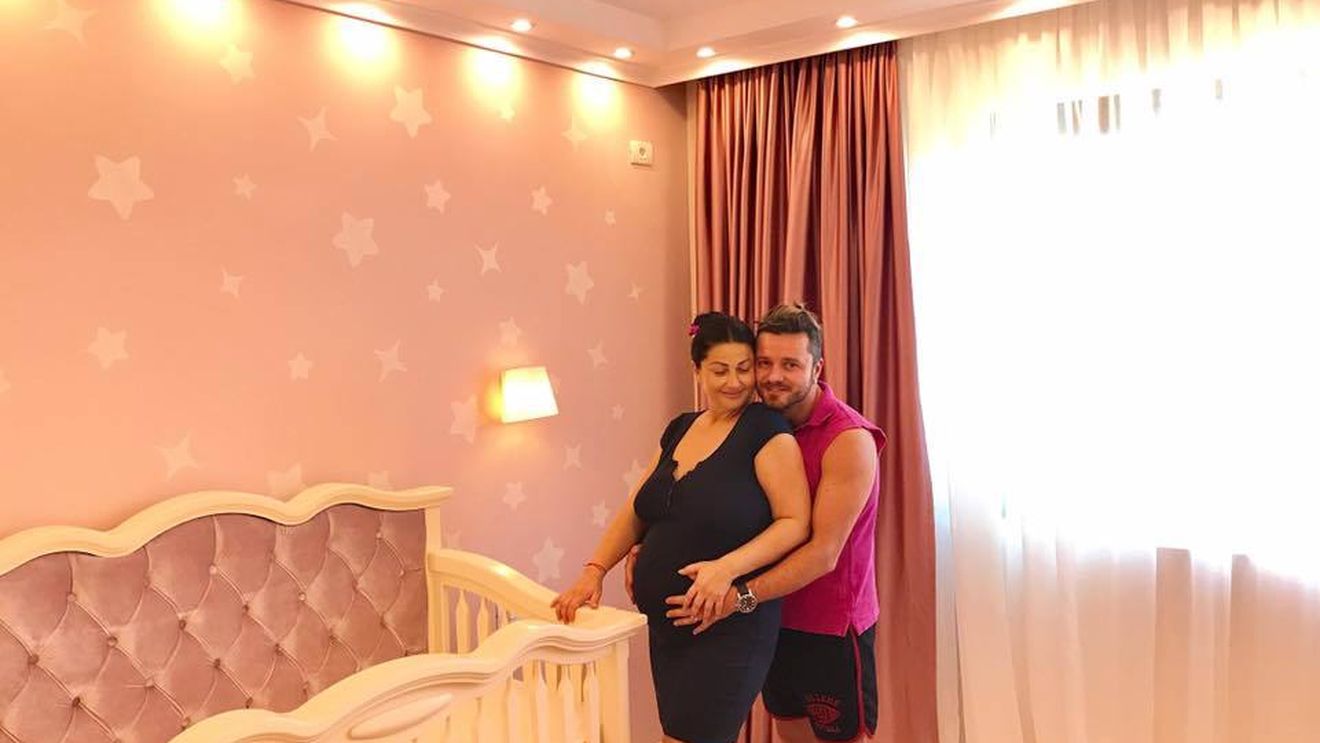 Tavi Clonda a vorbit despre sarcina Gabrielei Cristea. "În afară de picioruşele umflate, nu..." Cei doi au ales, deja, numele fetiţei