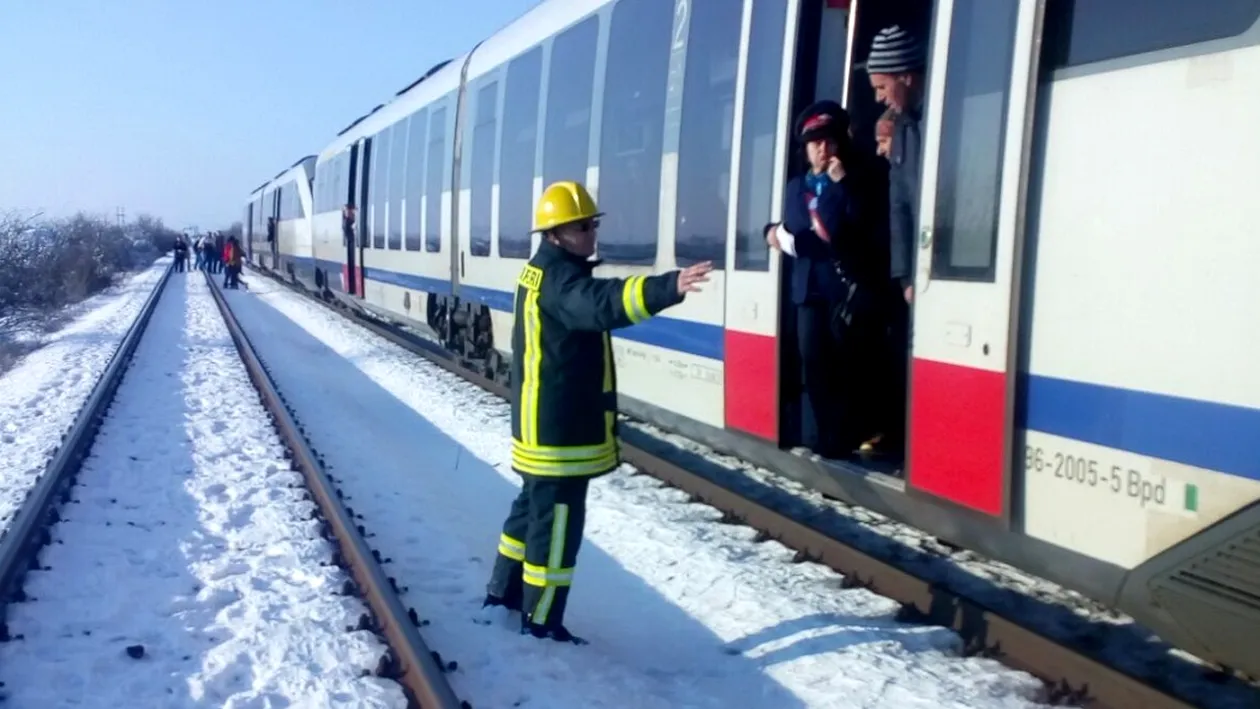 FOTO. Un bărbat de 52 de ani a murit în chinuri groaznice, tăiat de tren, la Leordeni. Cum a ajuns pe şine