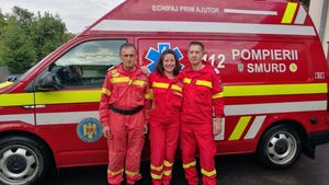 Ambulanță SMURD, devenită sală de nașteri pentru o femeie din Sibiu: „Felicitări pentru misiunea îndeplinită”