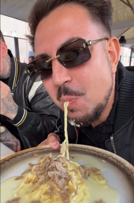 Gestul urât pe care Prințul Marco l-a făcut într-un restaurant de lux din Roma. Cum a decis să guste din pastele comandate