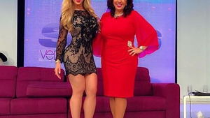 ALEXANDRA HARRA, apariţie super-mulată! A îmbrăcat un top din piele neagră şi a stârnit imaginaţia bărbaţilor