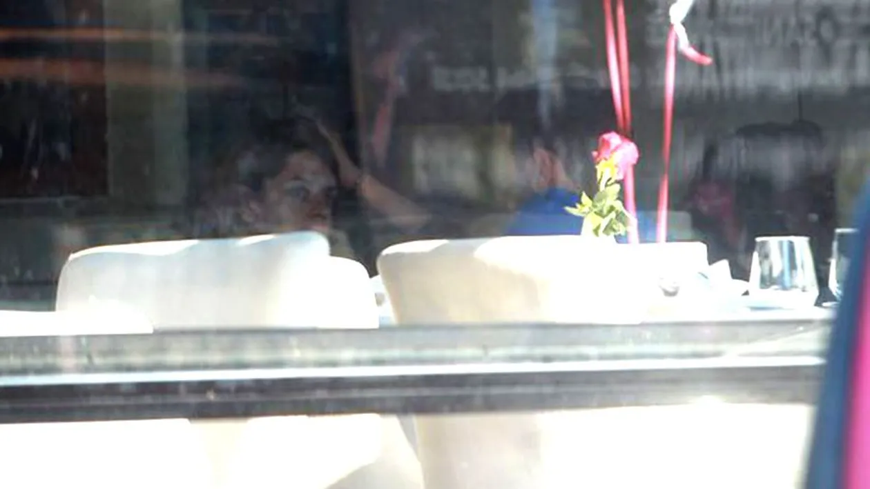 Amantlâc la Pro TV! A fost prins de paparazzi traducându-și nevasta cu o colegă. Și ea, la fel ca el, angajată a postului Pro TV