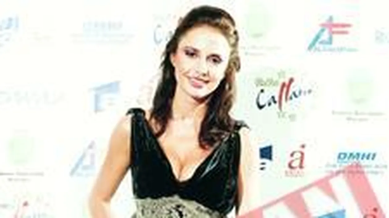 Adelina Elisei vrea sa fie furata