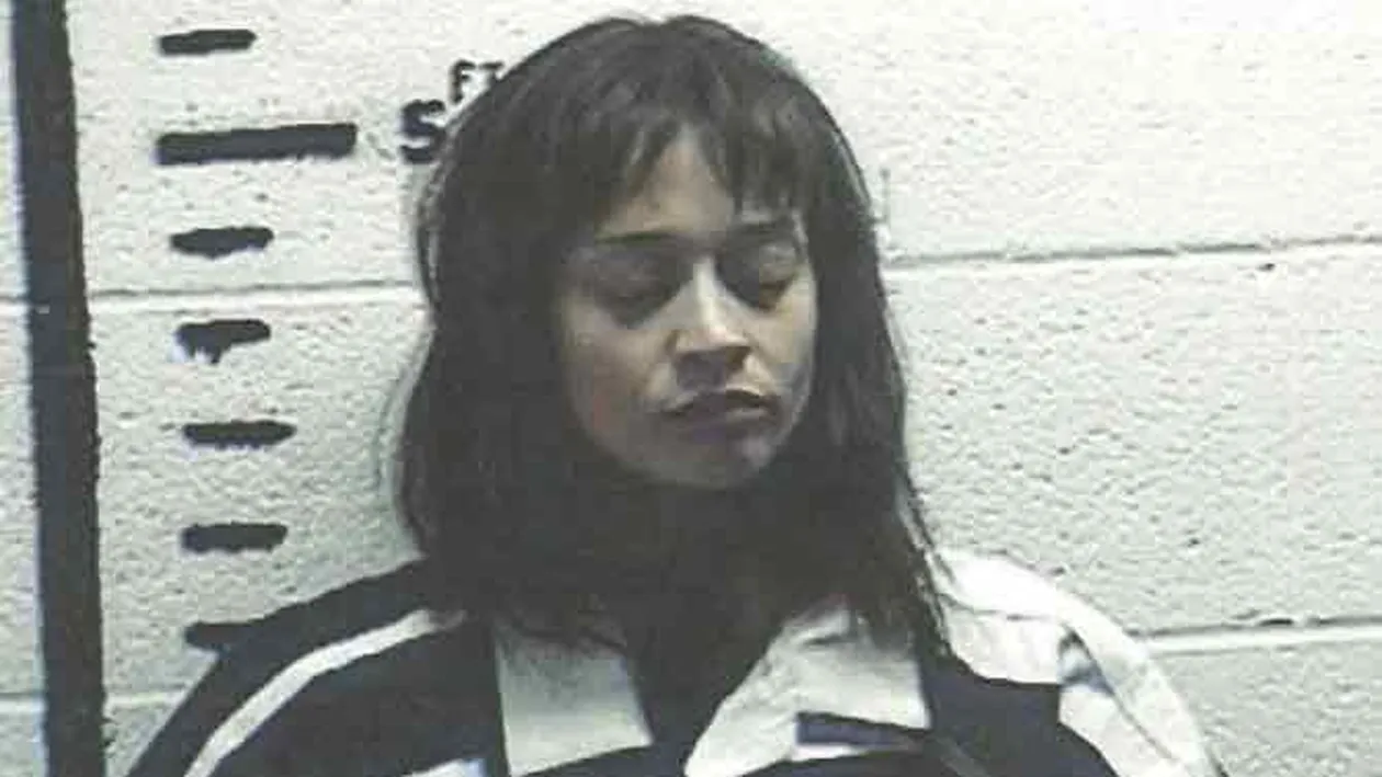 VIDEO O cantareata celebra a avut o iesire nervoasa pe scena: Nu mai pot face fata! Vezi cine a adus-o in pragul disperarii pe artista!