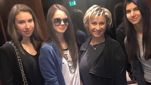 Anamaria Prodan are de ce sa fie mandra! Uite cum arata Rebecca in costum de baie! Are doar 16 ani, insa...