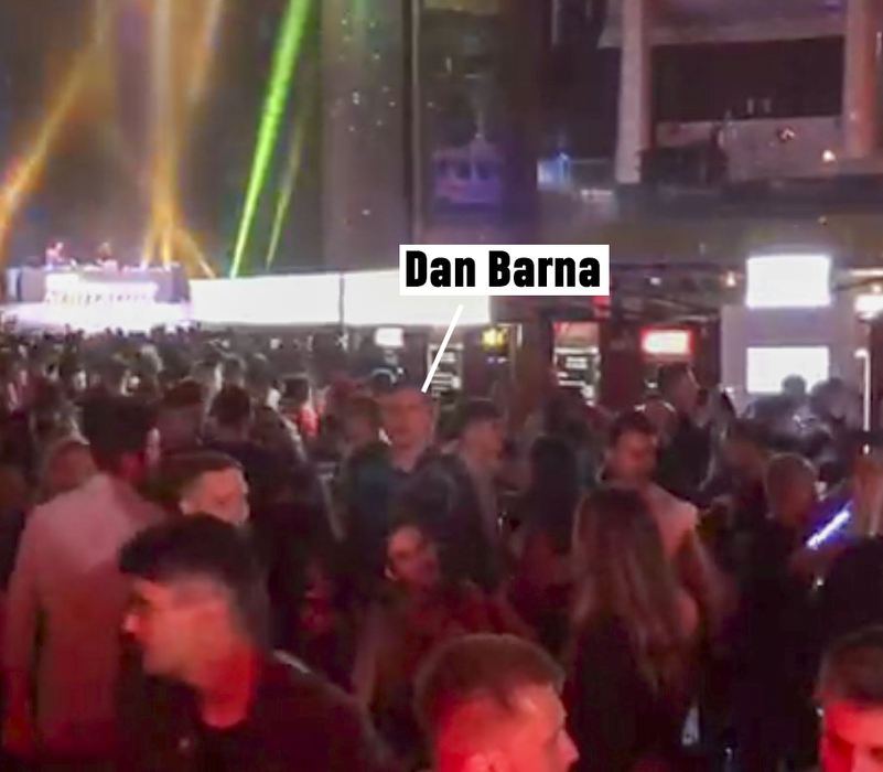 Bossul USR, dansuri pe stil vechi, la Nostalgia