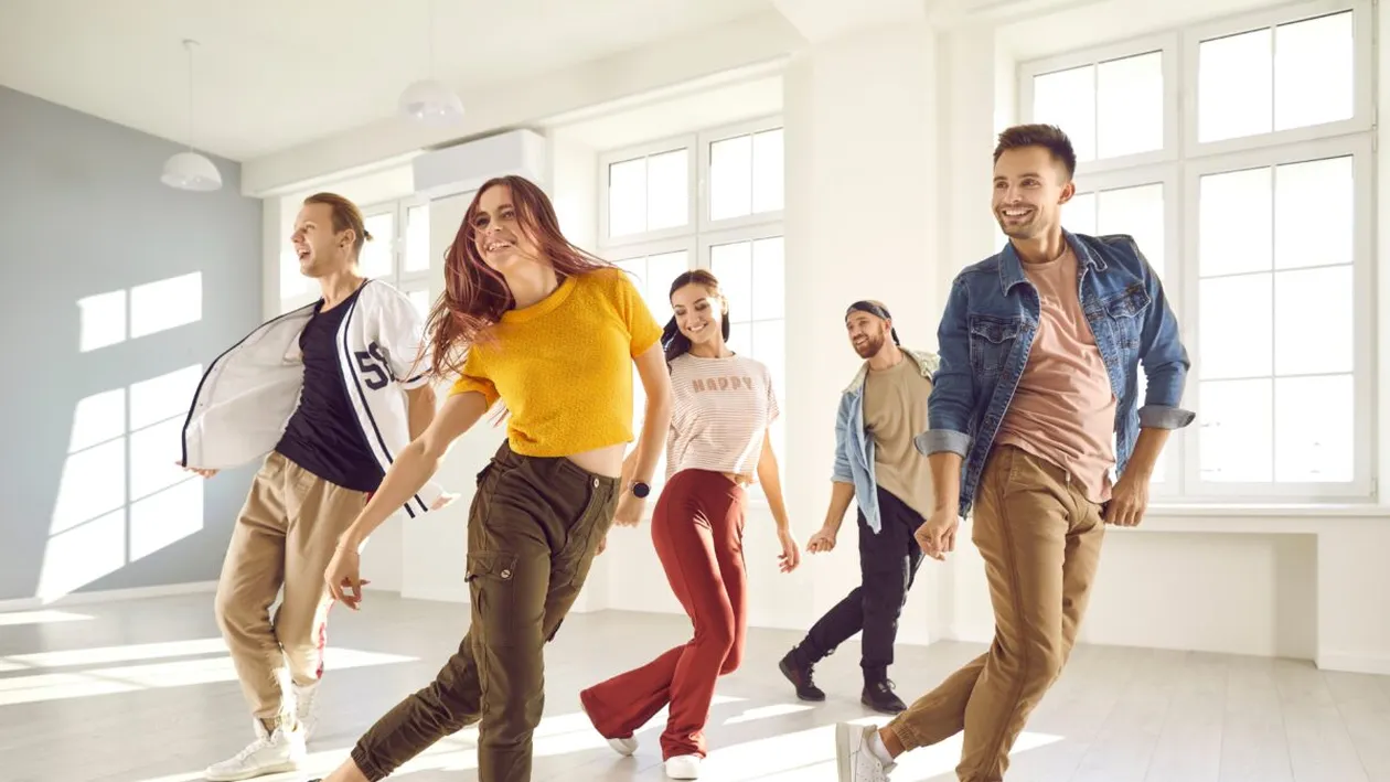 De ce ar trebui să dansezi mai des. Beneficiile surprinzătoare pentru creier explicate de neurologi