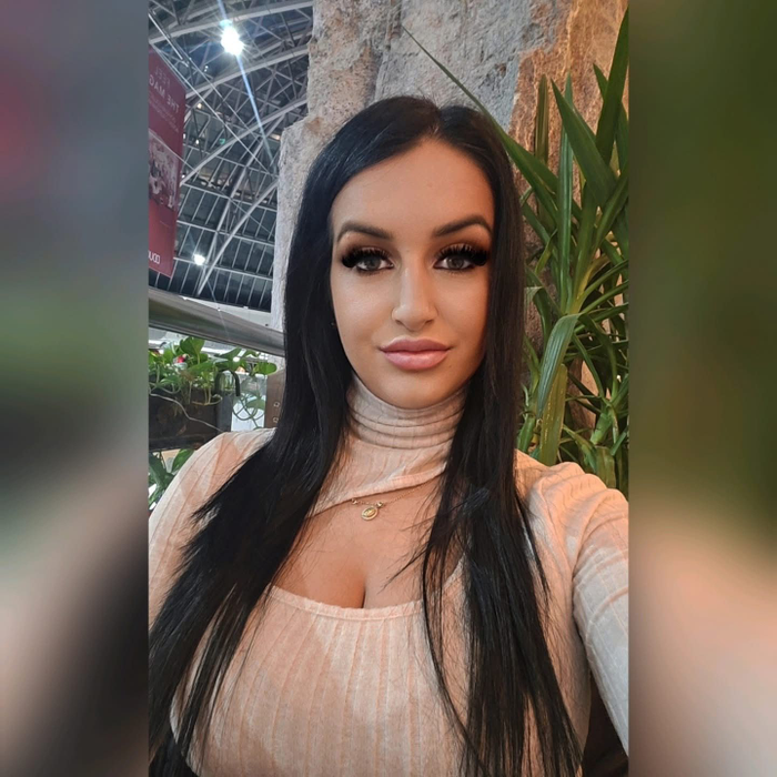 Simona, soția lui Ionuț Frumușelu (foto: Facebook)