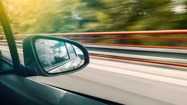 Record de viteză pe străzile din România! Cu cât a fost surprins circulând un șofer