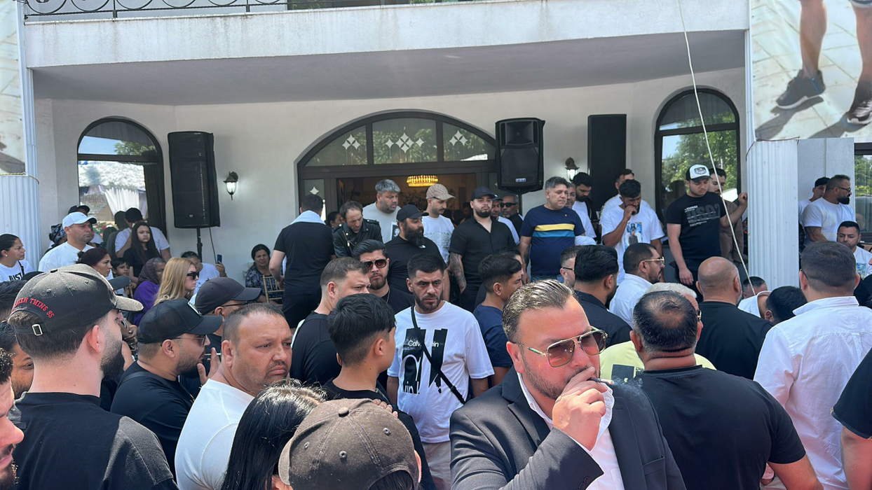Ciprian Pian, condus pe ultimul drum! Imaginile durerii în 100 de fotografii