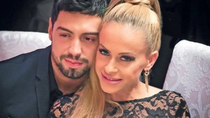 ANDA ADAM s-a pozat aproape goală, însă a răbufnit atunci când fanii au criticat-o! "Ruşine..."
