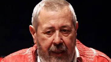 Regizorul Alexandru Tocilescu primeste o stea pe Aleea Celebritatilor