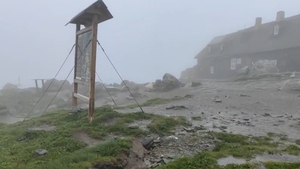 A nins la munte în toiul verii! Anunțul îngrijorător făcut de meteorologii ANM