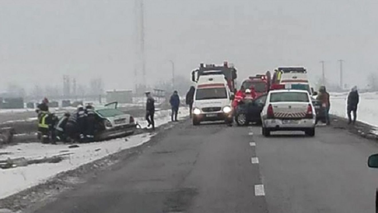 Accident înfiorător în județul Arad. Un om a murit, iar alte alți trei au fost răniți