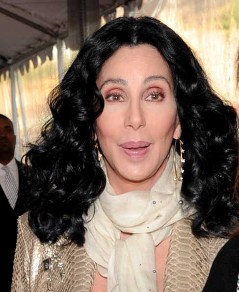 Cher, apariție impecabilă la 72 de ani pe covorul roșu! Artista a dezvăluit secretul frumuseții sale