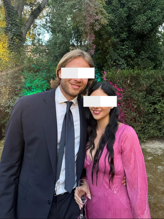 Vincenzo are o relație de 10 ani, dar vine în București în calitate de prieten pentru a o susține pe Mădălina Ghenea/ Foto:Instagram