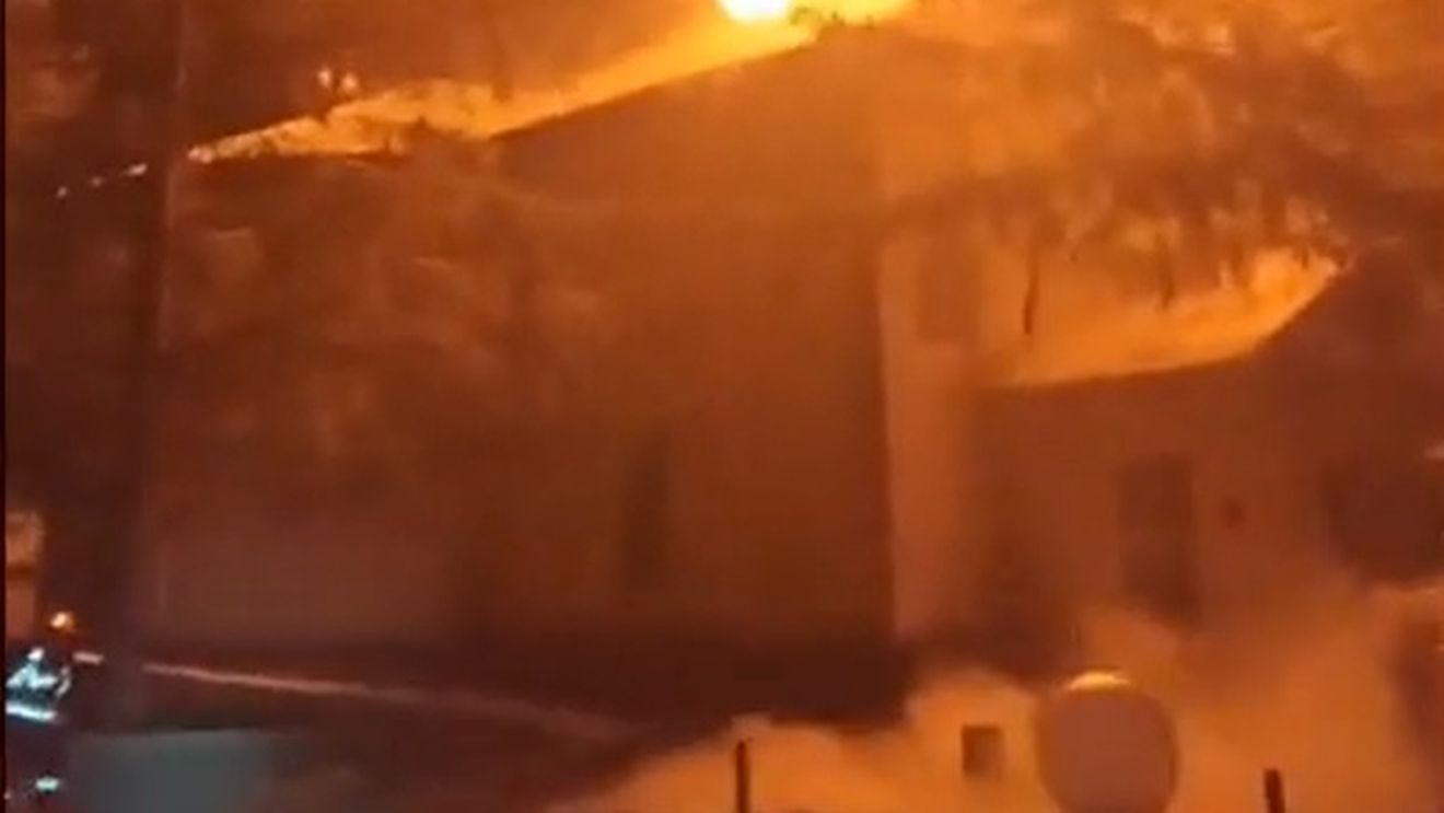 Incendiu masiv în Teleorman! O biserică a luat foc: „Intervenția a durat aproximativ cinci ore”