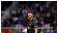 Kylian Mbappe a mers cu Armata în satul unde s-a născut tatăl său. Jucătorul lui PSG a folosit și o blindată