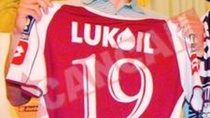 Bozovic si-a donat tricoul unui bar!