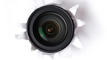 Sute de femei au fost spionate  in toaleta celui mai mare aeroport german