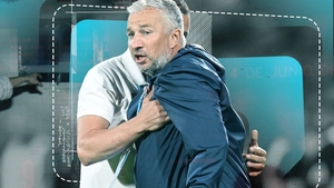 Cine l-a salvat pe Dan Petrescu după ce a fost diagnosticat cu o boală care l-a pus la pământ: ”Face tratament, se simte mai bine!”