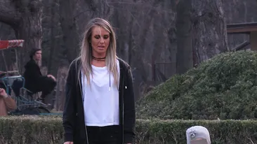 Diana Munteanu e ”bonă” pentru fiica unei prietene