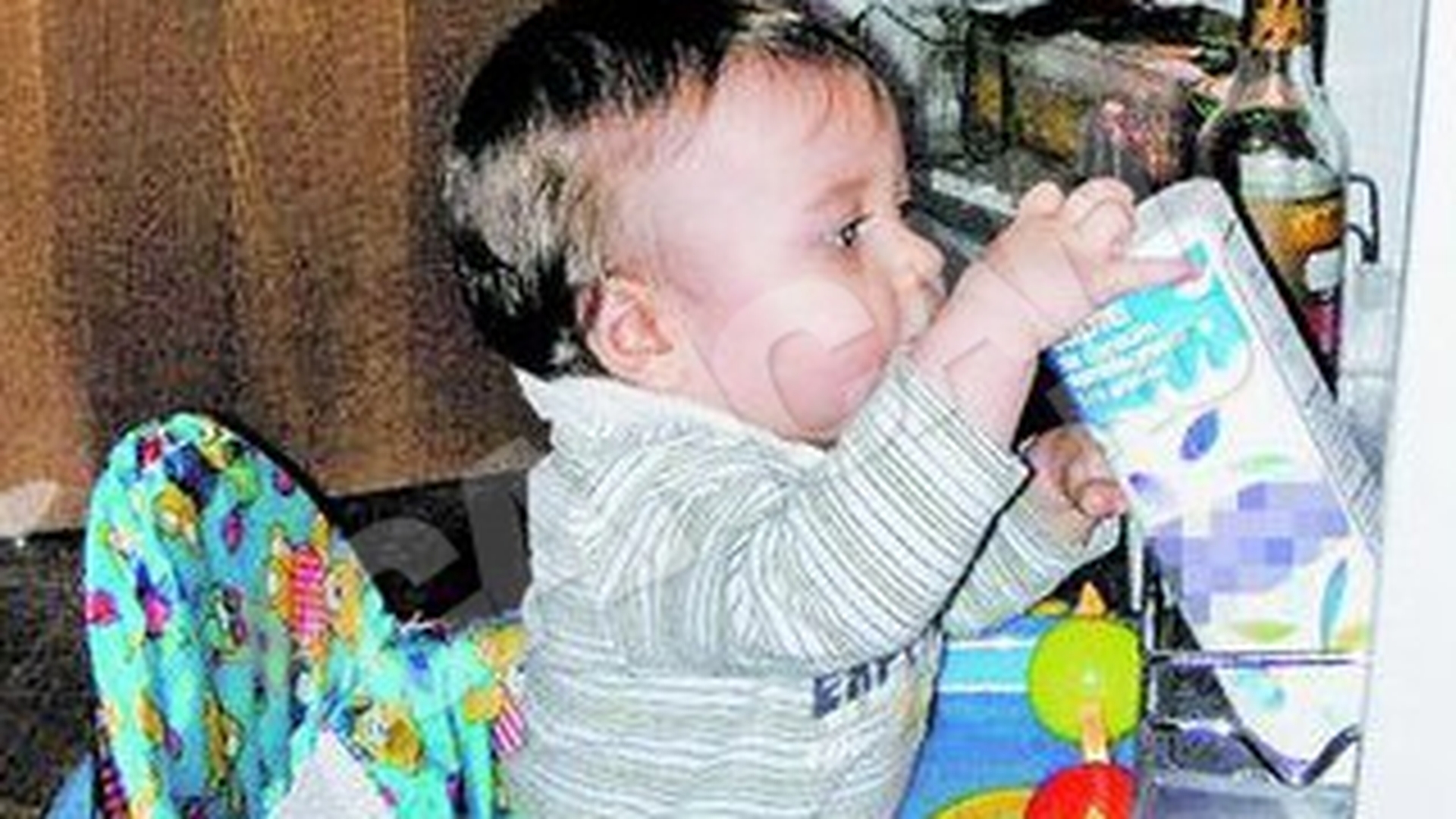 Juniorul lui Viziru a dat iama in frigider! Primul obiect identificat: cutia cu lapte