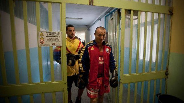 Începe măcelul în lume interlopă din Iași? Celebrul Oarză, șeful mafiei românești din Torino, săltat pentru o răzbunare incendiară