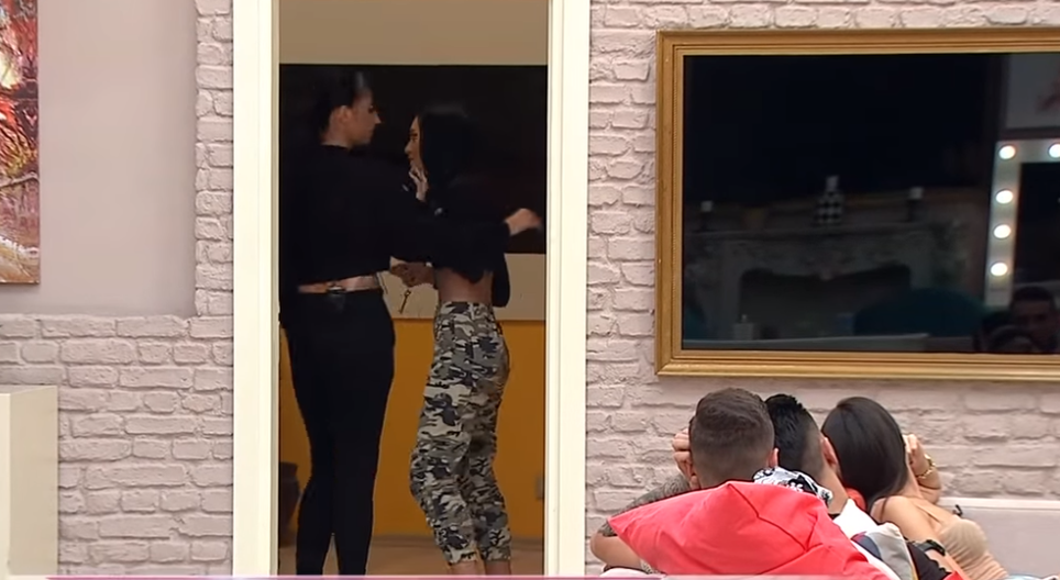 Bia de la Puterea Dragostei, criză de nervi! Ce a putut să facă bruneta sub privirile îngrozite ale colegilor