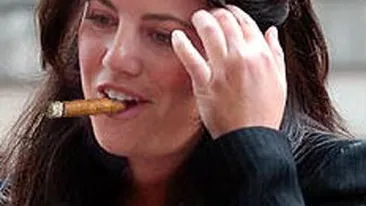 Ce mai face Monika Lewinski, celebra stagiara a lui Bill Clinton?
