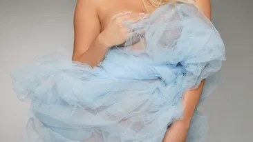 Soc! Simona Sensual este pe cale sa se marite! Vezi ce a dat-o de gol!