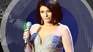 Imagini cutremurătoare cu Elena Cârstea, la 8 luni după ce a suferit un AVC. S-a îngrășat mult și a ajuns să facă asta pentru bani!