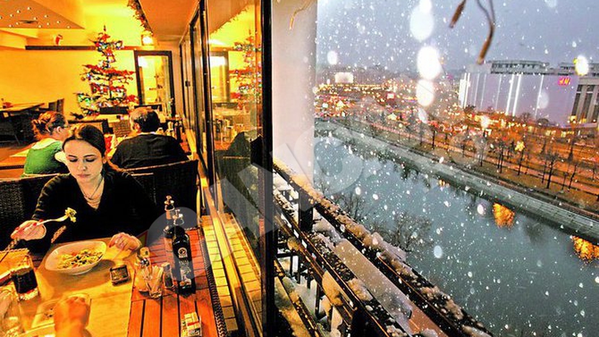 Petrecere de vis in cel mai romantic loc din Bucuresti. Revelion la inaltime