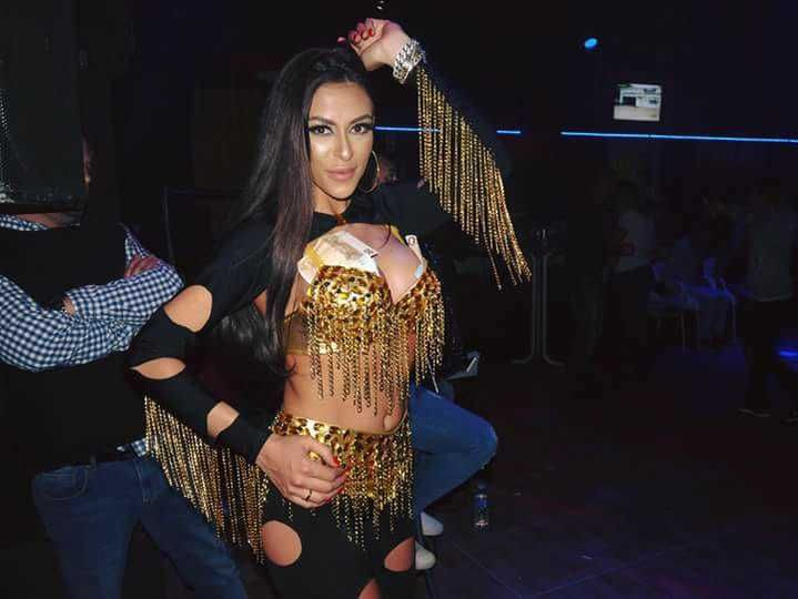 Dansatoarea preferată a lui Florin Salam a făcut show într-un club din Madrid! Alături de Adi Minune…