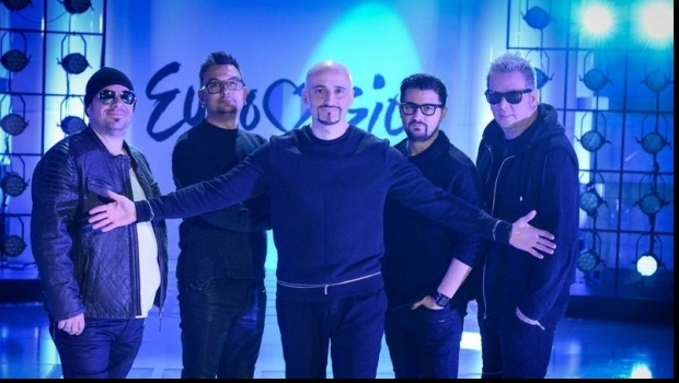Călin Goia este liderul trupei Voltaj