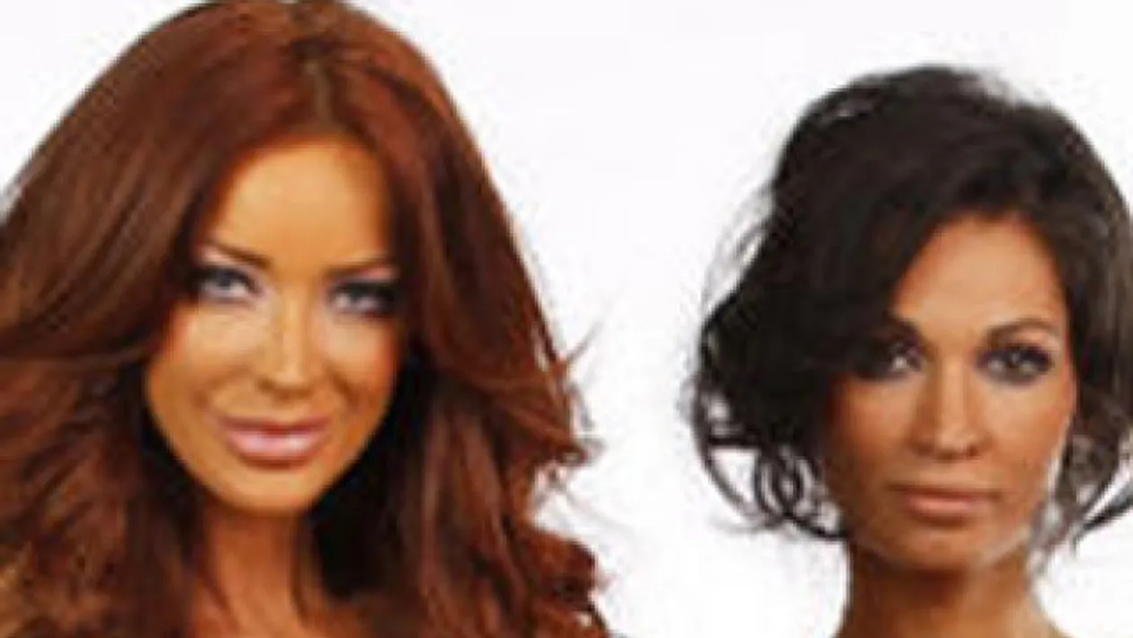 Imaginile care nu se potrivesc deloc cu acelea de femei maritate. Bianca Slav si Nicoleta Luciu, escorte in Grecia