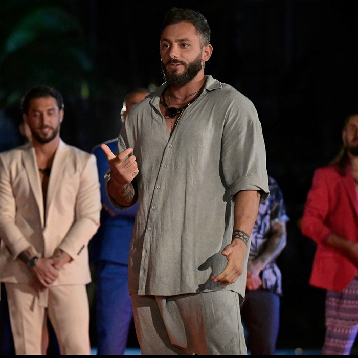 Trioul format din Romeo - Ema - Răzvan a fost unul destul de disputat pe parcursul difuzării celui de-al 7-lea sezon Insula Iubirii / (Sursa: Instagram)
