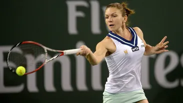 Sponte Jr. ”joacă” în nocturnă.”Logodnicul” Simonei Halep  s-a sărutat cu o blondă, la 3 dimineaţa!