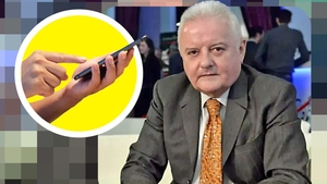 Mesaje la miezul nopții de la Irinel Columbeanu! Ce s-a întâmplat cu fostul milionar de la Izvorani? ”M-a scos la masa de prânz!” Misterul telefonului scos din priză