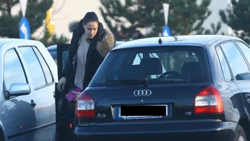 S-a despartit cu scandal de unul dintre cei mai puternici bancheri, acum e mama cu norma intreaga!