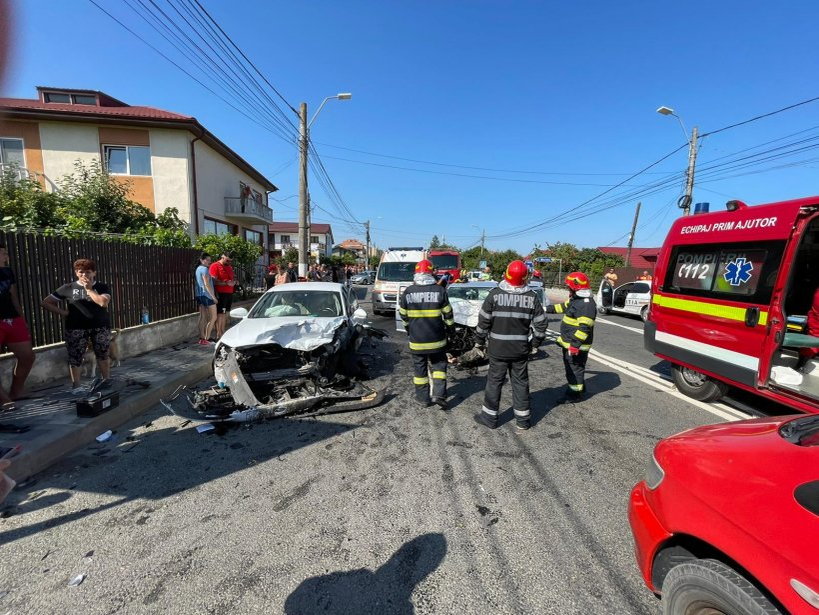 Accident cumplit pe litoral! Opt persoane au fost rănite
