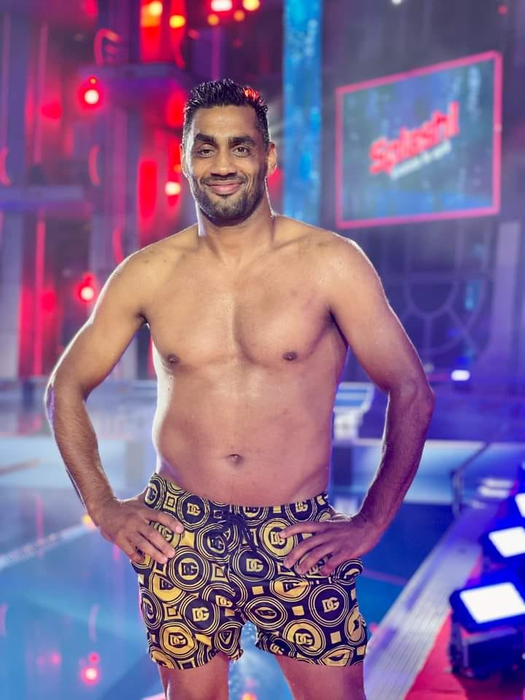 Bănel Nicoliță a câștigat 10.000 de lei din finala de duminică  de la „Splash! Vedete la apă” / (Foto: Facebook)