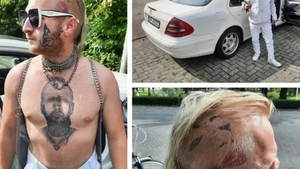 Povestea ireală a lui Valentin, românul care a speriat olandezii. Bărbatul doarme într-un Mercedes și își face nevoile în parc