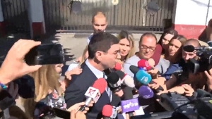 Valentina Pelinel s-a aruncat în brațele lui Cristi Borcea și l-a sărutat! Fostul acționar al lui Dinamo a fost eliberat condiționat