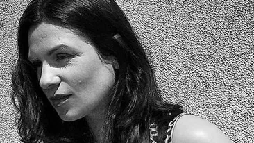 Prima fotografie cu fetita nou-nascuta a lui Ellie White! Cantareata radiaza langa micuta ei!