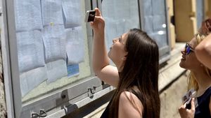 BAC 2024. La ce oră se afişează rezultatele de la Bacalaureat? Cum se depun contestaţiile pe mail