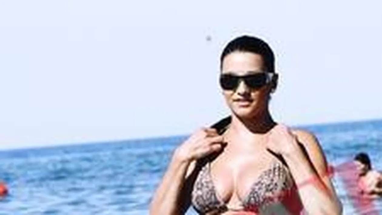 Claudia a slabit din dragoste