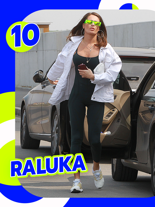 Au arătat tot! Top 30 sexy-vedete în cei mai “obraznici” colanți. Bianca Drăgușanu și Ramona Olaru, așa cum nu le-ai mai văzut!