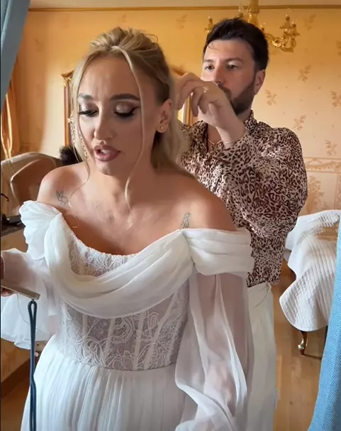 Nuntă discretă în showbizul românesc! Și-au unit destinele printre nori de culoare și mulți lămâi